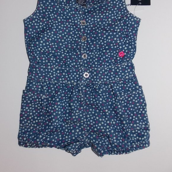 Playwear/Romper - Picture 2 of 2